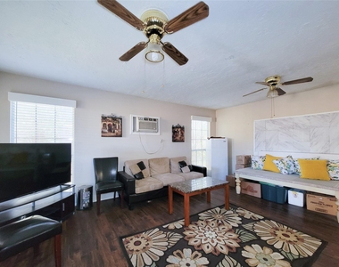 412 Land Grant Drive - Photo Thumbnail 27