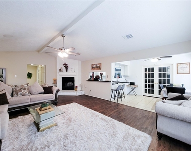 412 Land Grant Drive - Photo Thumbnail 12