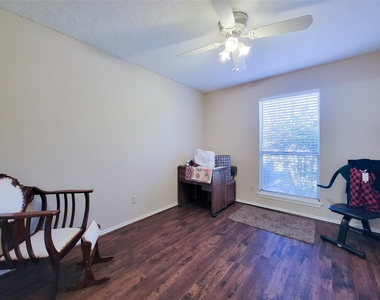 412 Land Grant Drive - Photo Thumbnail 26