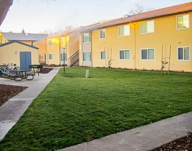 729 Nord Avenue - Photo Thumbnail 4