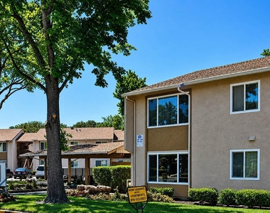 729 Nord Avenue - Photo Thumbnail 2