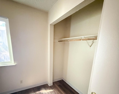 729 Nord Avenue - Photo Thumbnail 12