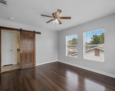 6918 Irvington Boulevard - Photo Thumbnail 5