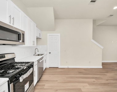 8025 Peachtree Street - Photo Thumbnail 16
