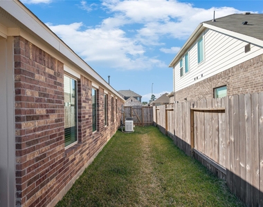 237 Augustine Way - Photo Thumbnail 29