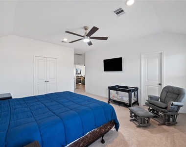 237 Augustine Way - Photo Thumbnail 15