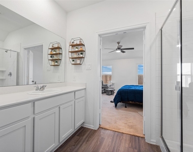 237 Augustine Way - Photo Thumbnail 20
