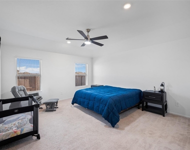 237 Augustine Way - Photo Thumbnail 14