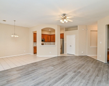 719 Levi Bend - Photo Thumbnail 9