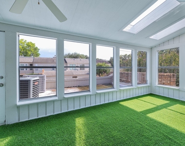 12658 Briar Patch Road - Photo Thumbnail 15