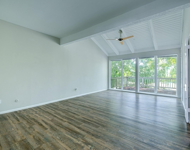 12658 Briar Patch Road - Photo Thumbnail 11