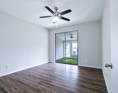 12658 Briar Patch Road - Photo Thumbnail 8