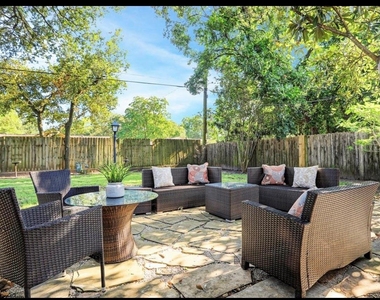 5403 Carew Street - Photo Thumbnail 22