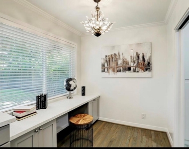 5403 Carew Street - Photo Thumbnail 6