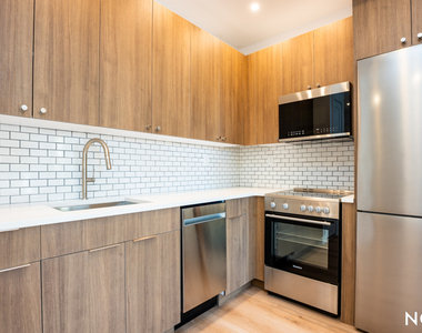68 Gold Street - Photo Thumbnail 1