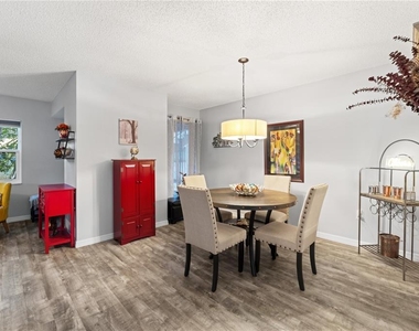 300 S Florida Avenue - Photo Thumbnail 11