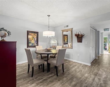 300 S Florida Avenue - Photo Thumbnail 8