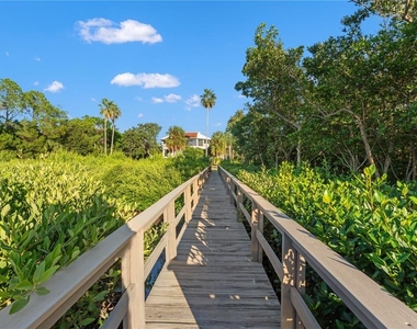 300 S Florida Avenue - Photo Thumbnail 48