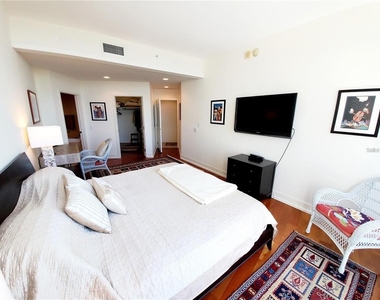 175 1st Street S - Photo Thumbnail 15