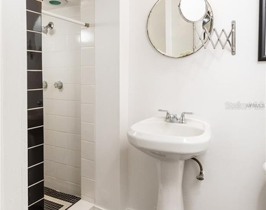 1111 E Patterson Street - Photo Thumbnail 9