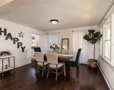 1111 E Patterson Street - Photo Thumbnail 3