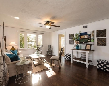 1111 E Patterson Street - Photo Thumbnail 2