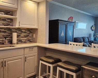 4575 Cove Circle - Photo Thumbnail 30
