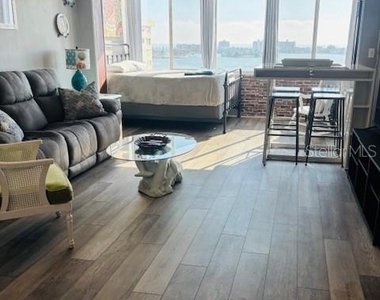 4575 Cove Circle - Photo Thumbnail 17