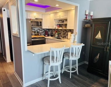 4575 Cove Circle - Photo Thumbnail 23