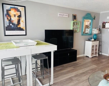 4575 Cove Circle - Photo Thumbnail 18