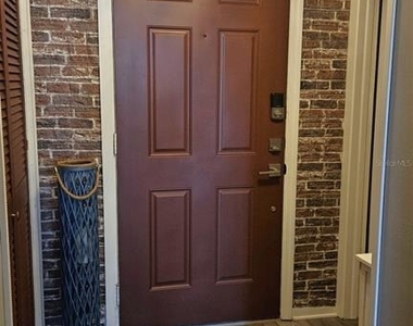 4575 Cove Circle - Photo Thumbnail 2