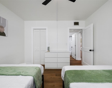 1433 S Belcher Road - Photo Thumbnail 21