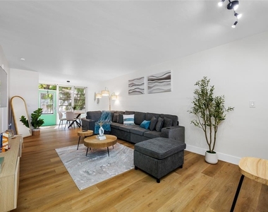 1433 S Belcher Road - Photo Thumbnail 6