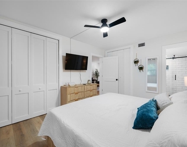 1433 S Belcher Road - Photo Thumbnail 13