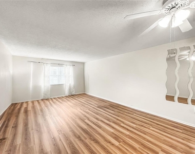 1706 Belleair Forest Drive - Photo Thumbnail 14