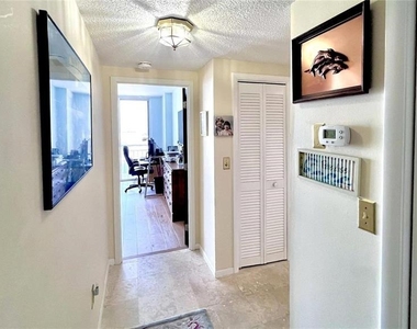 100 Pierce Street - Photo Thumbnail 5