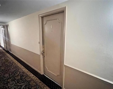 100 Pierce Street - Photo Thumbnail 4