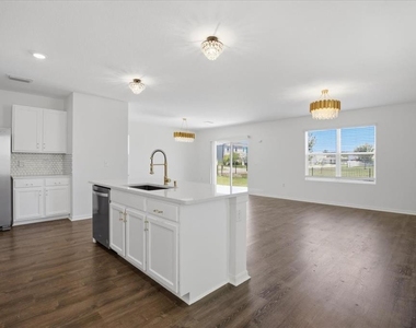 3126 Suncoast Blend Drive - Photo Thumbnail 17