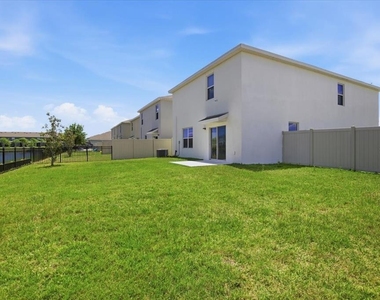 3126 Suncoast Blend Drive - Photo Thumbnail 10