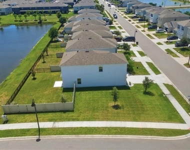 3126 Suncoast Blend Drive - Photo Thumbnail 4