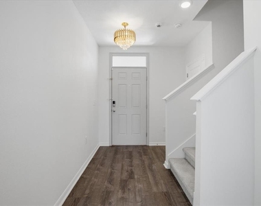 3126 Suncoast Blend Drive - Photo Thumbnail 14