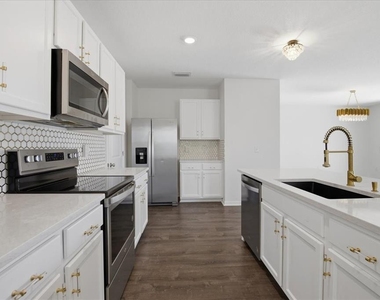 3126 Suncoast Blend Drive - Photo Thumbnail 18