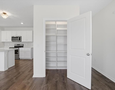 3126 Suncoast Blend Drive - Photo Thumbnail 26