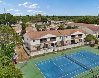 7210 N Manhattan Avenue - Photo Thumbnail 27
