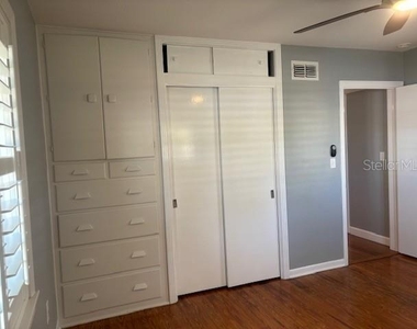 559 Chicago Avenue - Photo Thumbnail 25