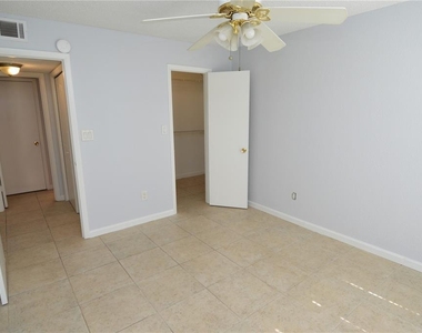 8645 Fancy Finch Drive - Photo Thumbnail 25