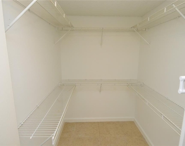 8645 Fancy Finch Drive - Photo Thumbnail 47