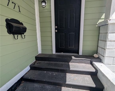 771 14th Avenue S - Photo Thumbnail 1
