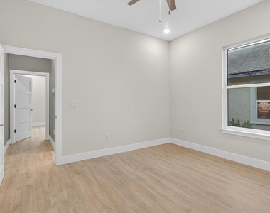 207 Athens Street - Photo Thumbnail 50