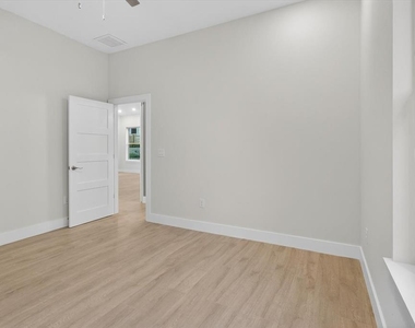 207 Athens Street - Photo Thumbnail 51